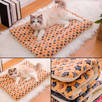 Лежак для домашнего животного для котов и собак Taotaopets 573301 Yellow Stars M (50*45 cm) Лежак для домашнего животного для котов и собак Taotaopets 573301 Yellow Stars M (50*45 cm)