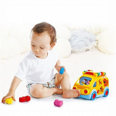 Музыкальный автобус-сортер Hola Toys со зверятами (988)